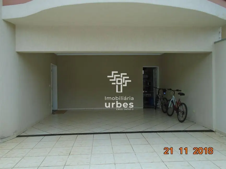 Foto 3 de Casa com 3 quartos à venda, 180m2 em Parque Novo Mundo, Americana - SP