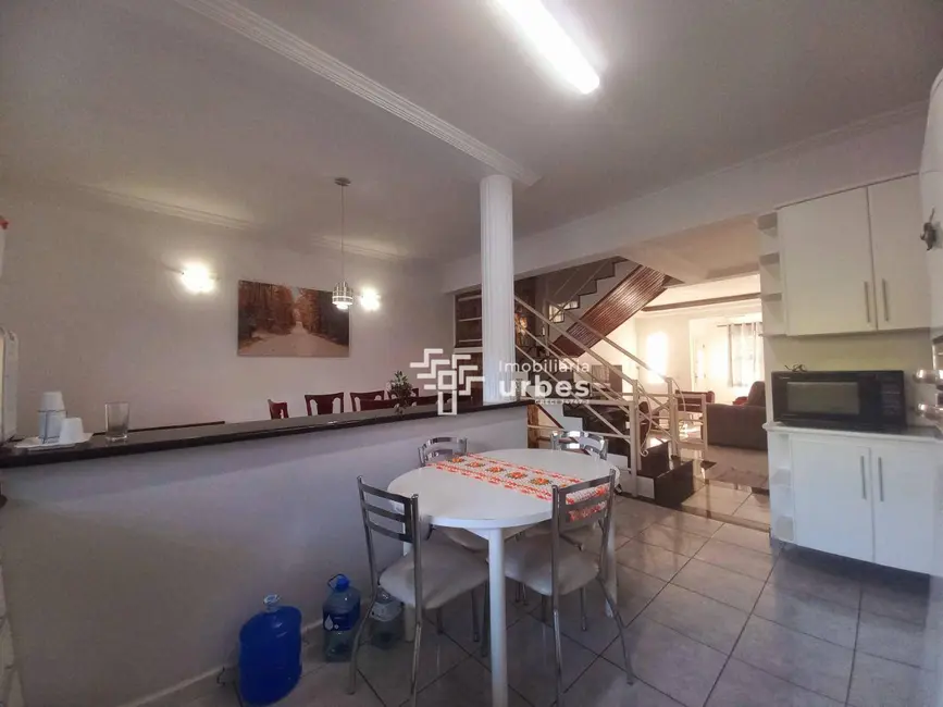 Foto 6 de Casa com 4 quartos à venda, 153m2 em Vila Nossa Senhora de Fátima, Americana - SP