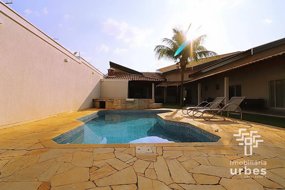 Foto 3 de Casa com 3 quartos à venda, 640m2 em Parque Residencial Nardini, Americana - SP