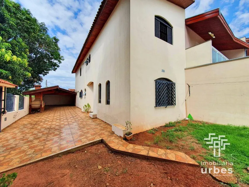 Foto 4 de Casa com 3 quartos para alugar, 208m2 em Parque Novo Mundo, Americana - SP