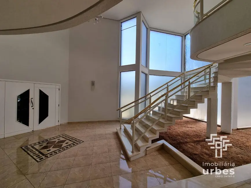 Casa de Condomínio com 5 quartos à venda, 1415m2 em Vale das Paineiras, Americana - SP - imagem 3 Foto 3 de Casa de Condomínio com 5 quartos à venda, 1415m2 em Vale das Paineiras, Americana - SP