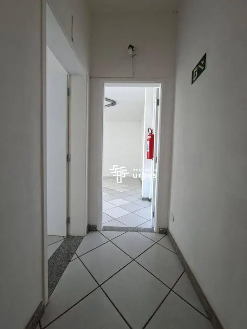 Sala Comercial para alugar, 153m2 em Antônio Zanaga, Americana - SP - imagem 3 Foto 3 de Sala Comercial para alugar, 153m2 em Antônio Zanaga, Americana - SP