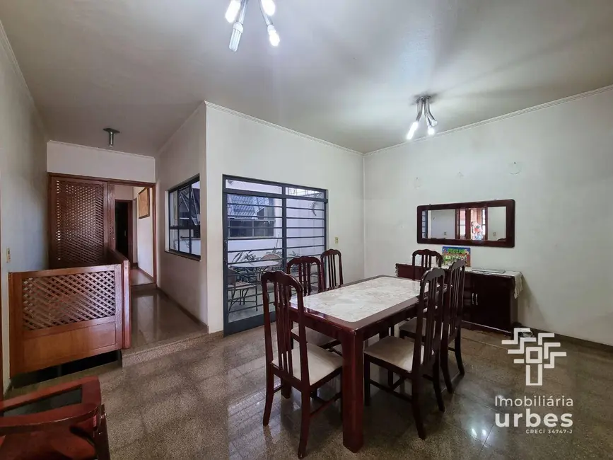 Foto 7 de Casa com 3 quartos à venda, 325m2 em Jardim São Domingos, Americana - SP