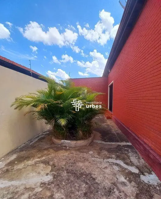 Foto 2 de Casa com 3 quartos à venda, 532m2 em Vila Santa Catarina, Americana - SP