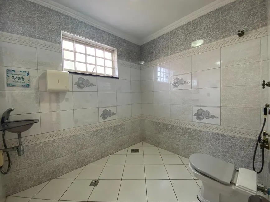 Casa com 3 quartos para alugar, 495m2 em Vila Cordenonsi, Americana - SP - imagem 7 Foto 7 de Casa com 3 quartos para alugar, 495m2 em Vila Cordenonsi, Americana - SP