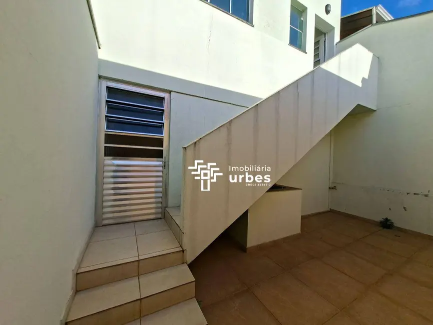 Casa com 3 quartos para alugar, 140m2 em Jardim São Paulo, Americana - SP - imagem 8 Foto 8 de Casa com 3 quartos para alugar, 140m2 em Jardim São Paulo, Americana - SP