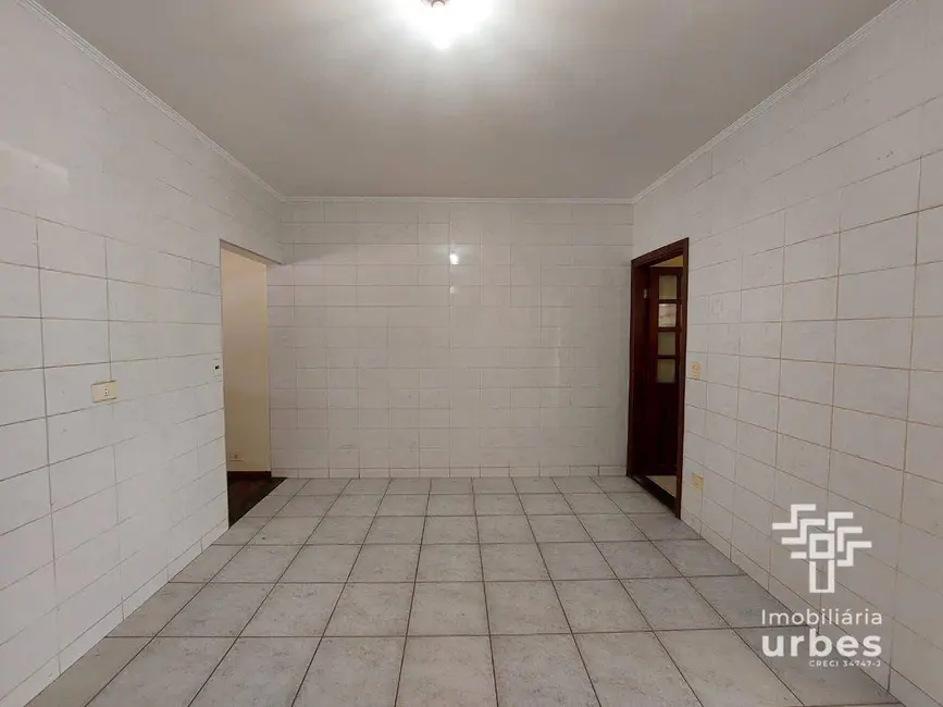 Casa com 3 quartos para alugar, 150m2 em Cidade Jardim II, Americana - SP - imagem 3 Foto 3 de Casa com 3 quartos para alugar, 150m2 em Cidade Jardim II, Americana - SP