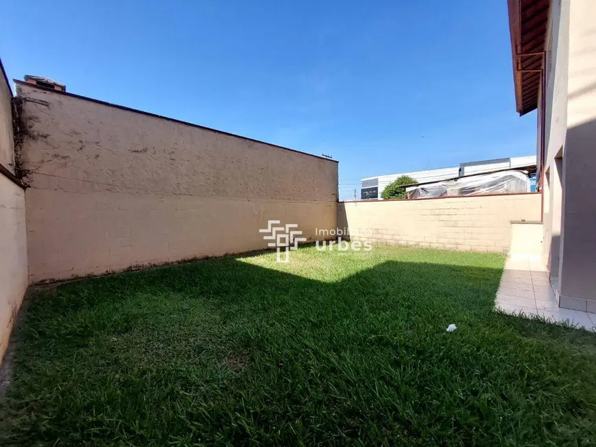 Casa com 3 quartos para alugar, 100m2 em Nova Odessa - SP - imagem 2 Foto 2 de Casa com 3 quartos para alugar, 100m2 em Nova Odessa - SP