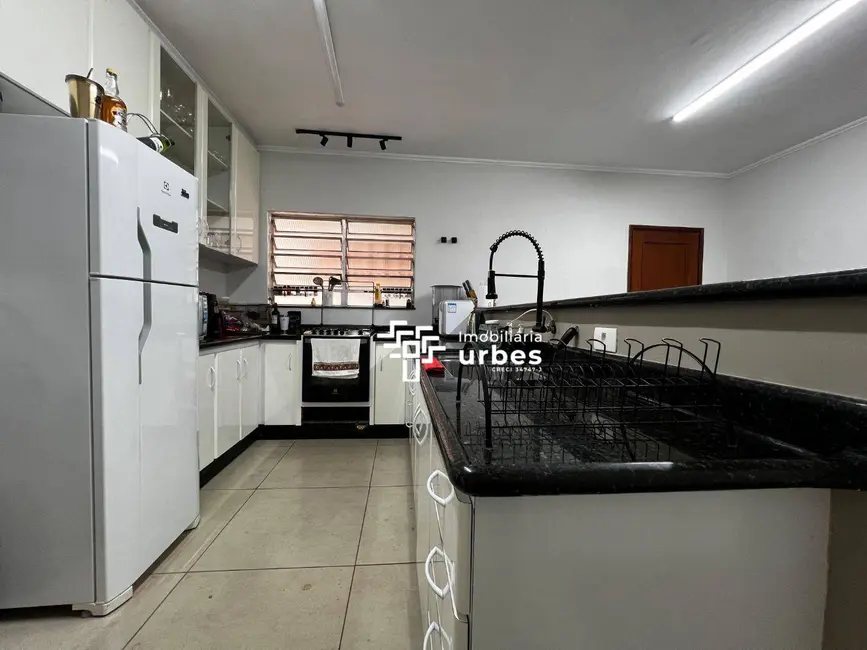 Foto 7 de Casa com 3 quartos à venda, 271m2 em Vila Mariana, Americana - SP