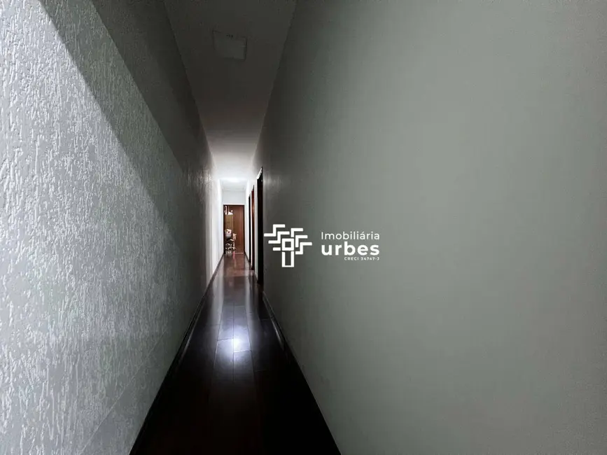 Foto 9 de Casa com 3 quartos à venda, 271m2 em Vila Mariana, Americana - SP