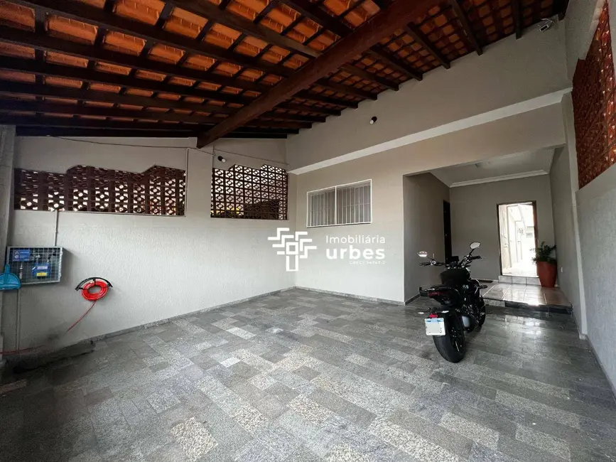 Foto 3 de Casa com 3 quartos à venda, 271m2 em Vila Mariana, Americana - SP