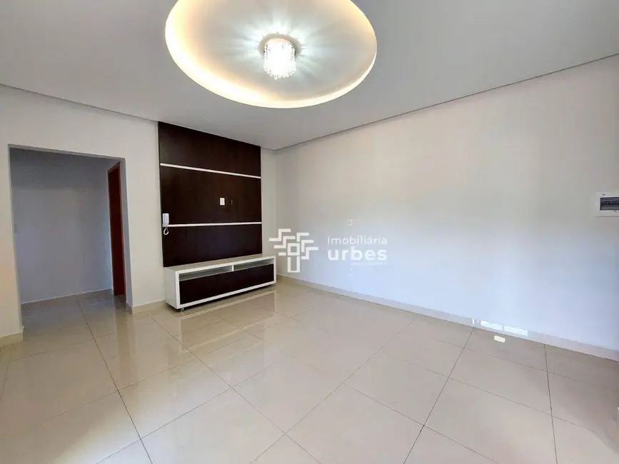 Apartamento com 3 quartos para alugar, 97m2 em Jardim Ipiranga, Americana - SP - imagem 2 Foto 2 de Apartamento com 3 quartos para alugar, 97m2 em Jardim Ipiranga, Americana - SP