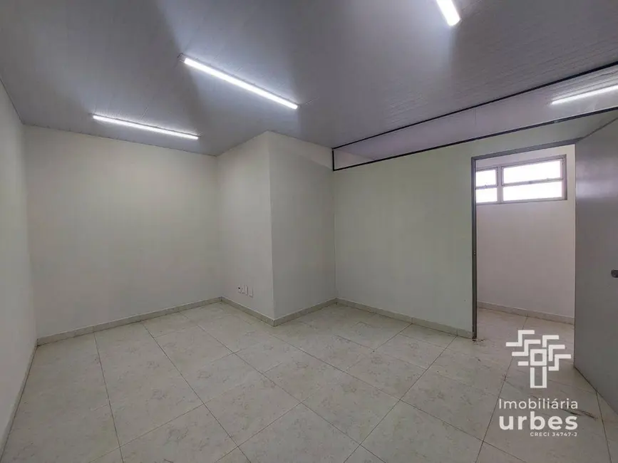Foto 10 de Casa para alugar, 450m2 em Vila Santa Catarina, Americana - SP