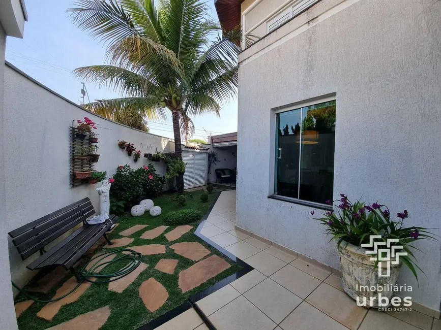 Foto 3 de Casa com 3 quartos à venda, 179m2 em Jardim São Paulo, Americana - SP