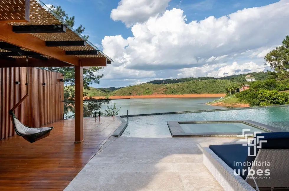 Foto 3 de Casa de Condomínio com 5 quartos à venda, 4000m2 em Chácaras Condomínio Recanto Pássaros II, Jacarei - SP