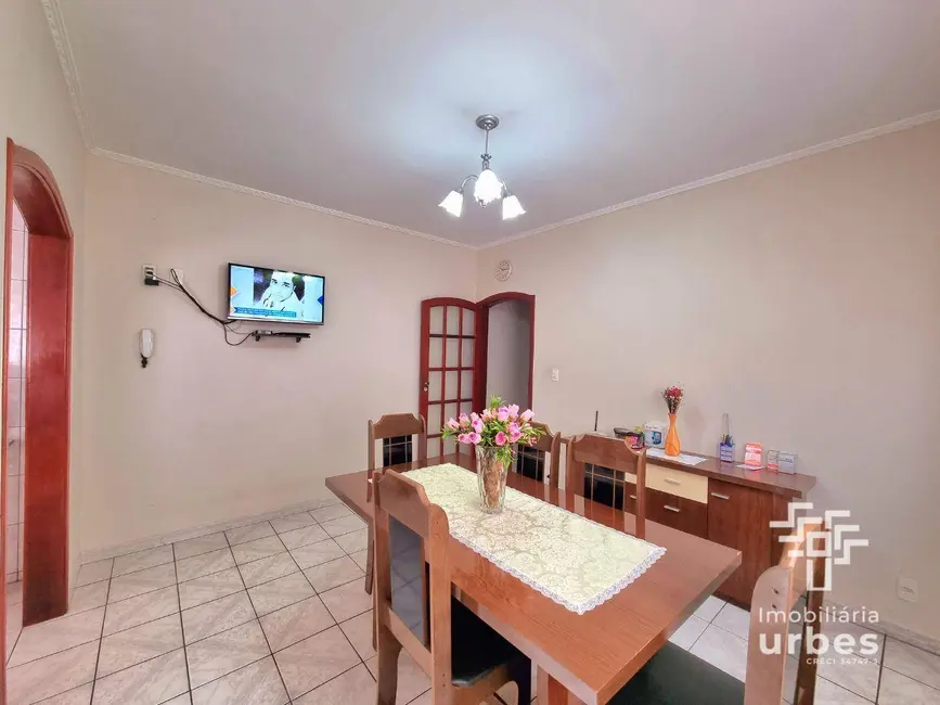 Foto 8 de Casa com 3 quartos à venda, 150m2 em Residencial Vale das Nogueiras, Americana - SP