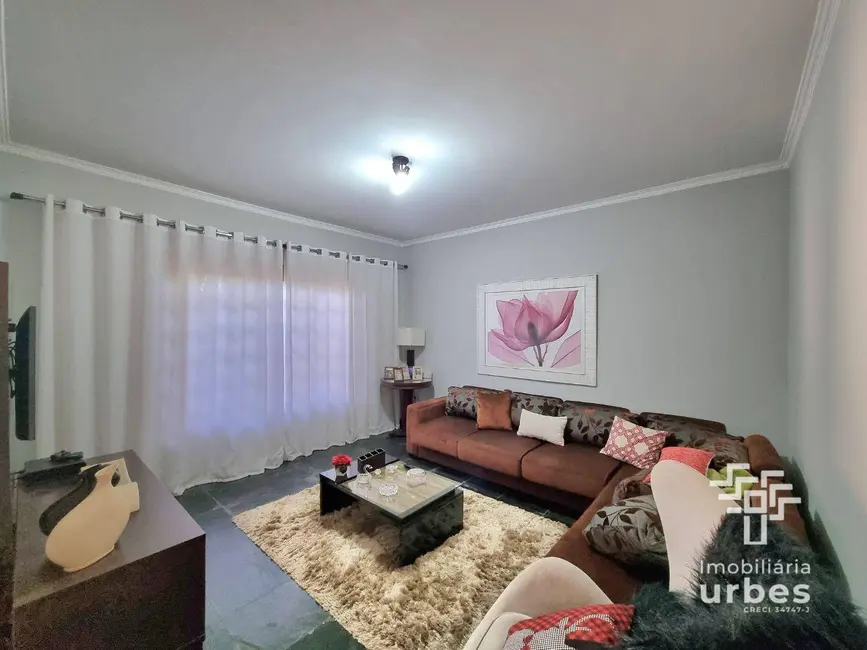 Foto 2 de Casa com 3 quartos à venda, 300m2 em Werner Plaas, Americana - SP