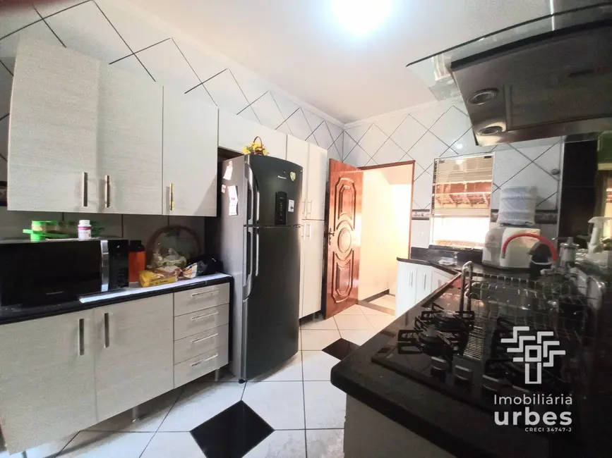 Foto 4 de Casa com 3 quartos à venda, 159m2 em Jardim Mirandola, Americana - SP