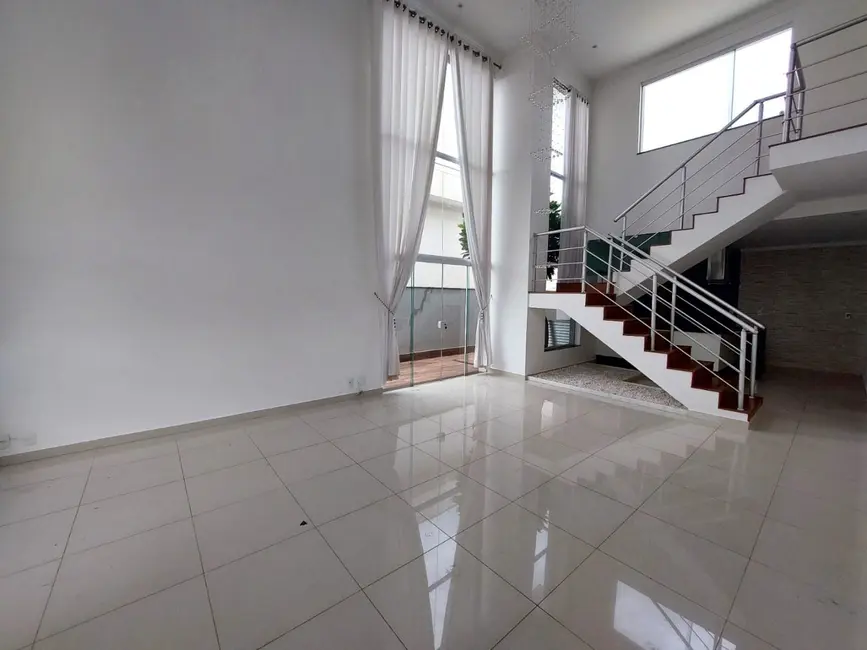 Casa de Condomínio com 3 quartos para alugar, 450m2 em Loteamento Residencial Jardim Villagio II, Americana - SP - imagem 5 Foto 5 de Casa de Condomínio com 3 quartos para alugar, 450m2 em Loteamento Residencial Jardim Villagio II, Americana - SP