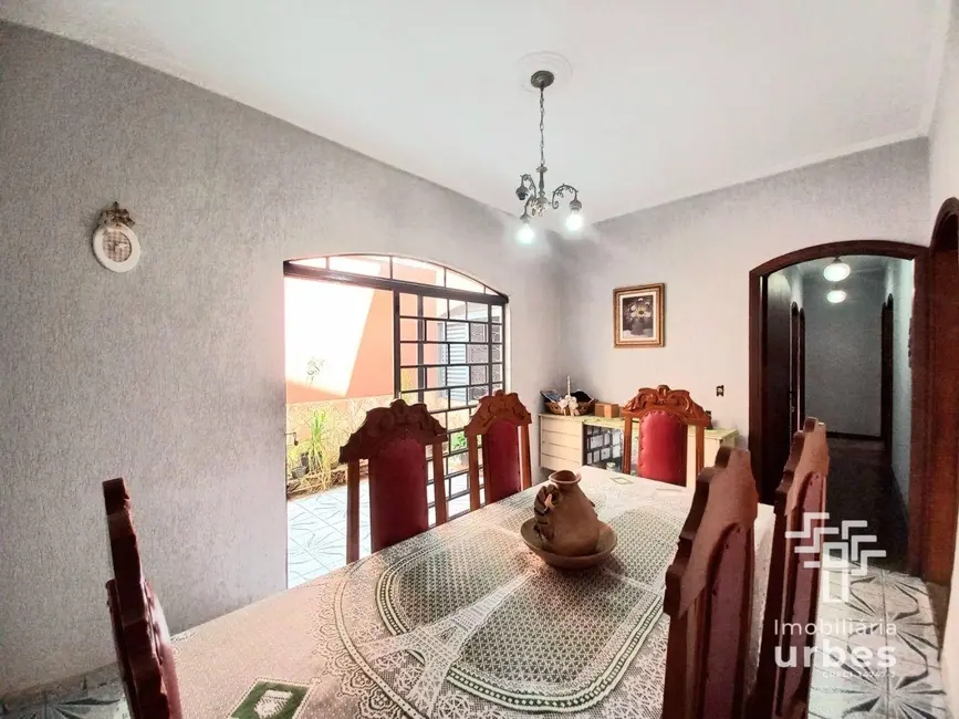 Foto 8 de Casa com 3 quartos à venda, 375m2 em Jardim São Paulo, Americana - SP