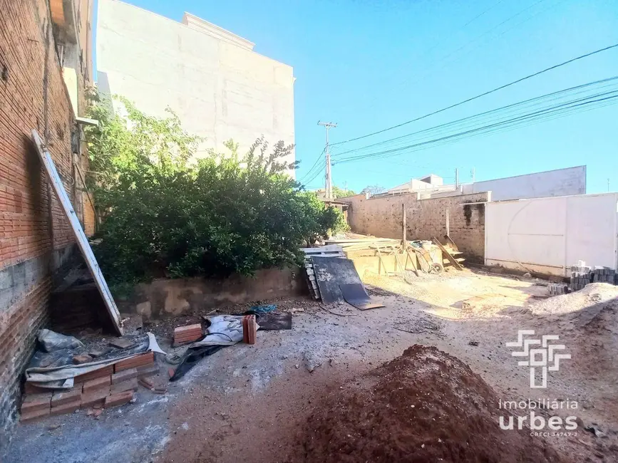 Foto 3 de Terreno / Lote à venda, 189m2 em Vila Santa Maria, Americana - SP