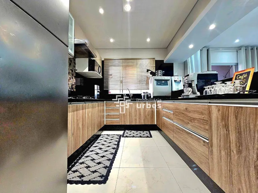 Foto 5 de Casa com 3 quartos à venda, 222m2 em Jardim Mirandola, Americana - SP