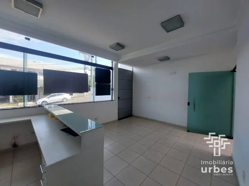 Casa para alugar, 260m2 em Centro, Americana - SP - imagem 3 Foto 3 de Casa para alugar, 260m2 em Centro, Americana - SP