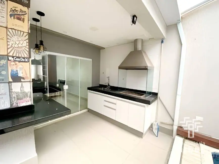 Foto 3 de Casa com 4 quartos à venda, 176m2 em Parque Nova Carioba, Americana - SP