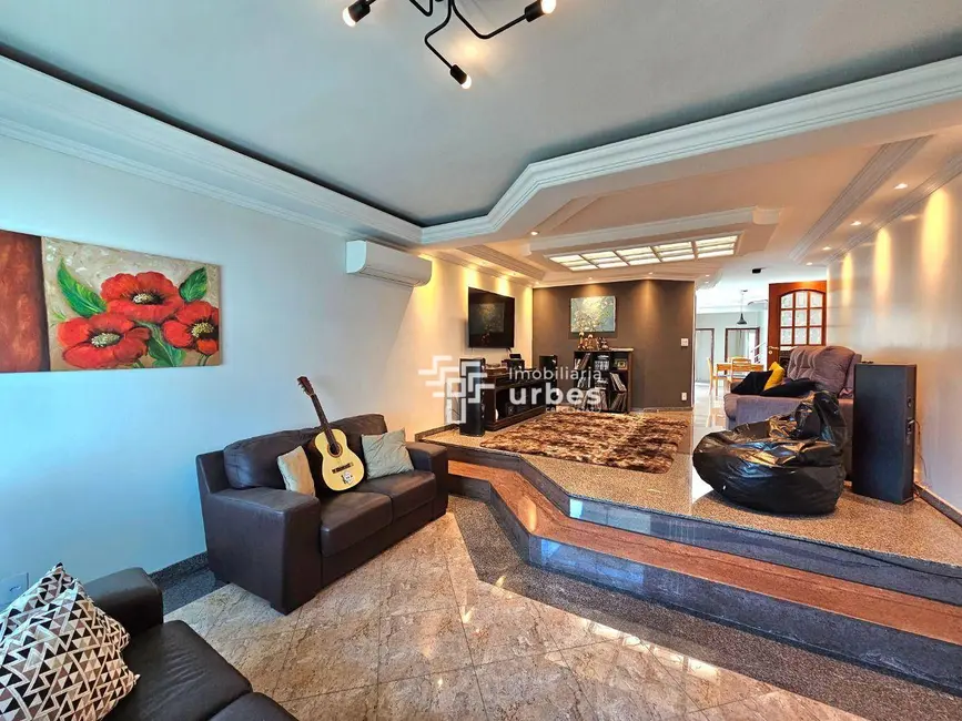 Foto 3 de Casa com 3 quartos à venda, 389m2 em Jardim São Paulo, Americana - SP