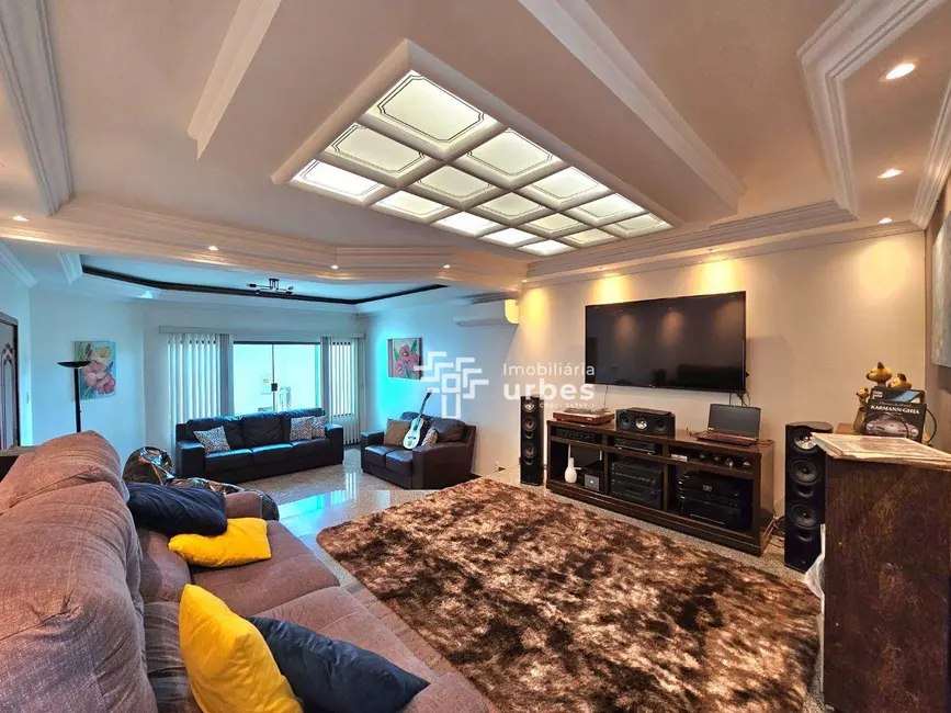 Foto 1 de Casa com 3 quartos à venda, 389m2 em Jardim São Paulo, Americana - SP