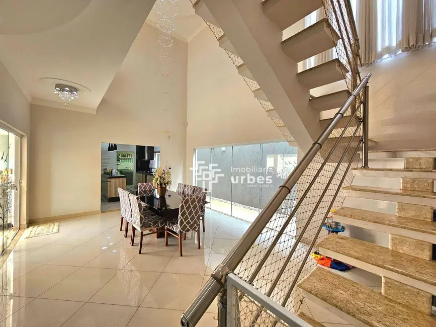 Foto 7 de Casa com 4 quartos à venda, 357m2 em Jardim São Paulo, Americana - SP