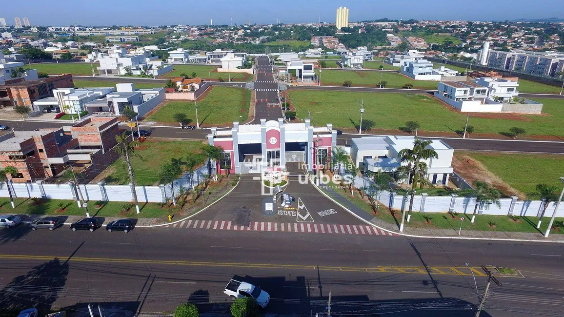 Foto 1 de Terreno / Lote à venda, 450m2 em Chácara Letônia, Americana - SP
