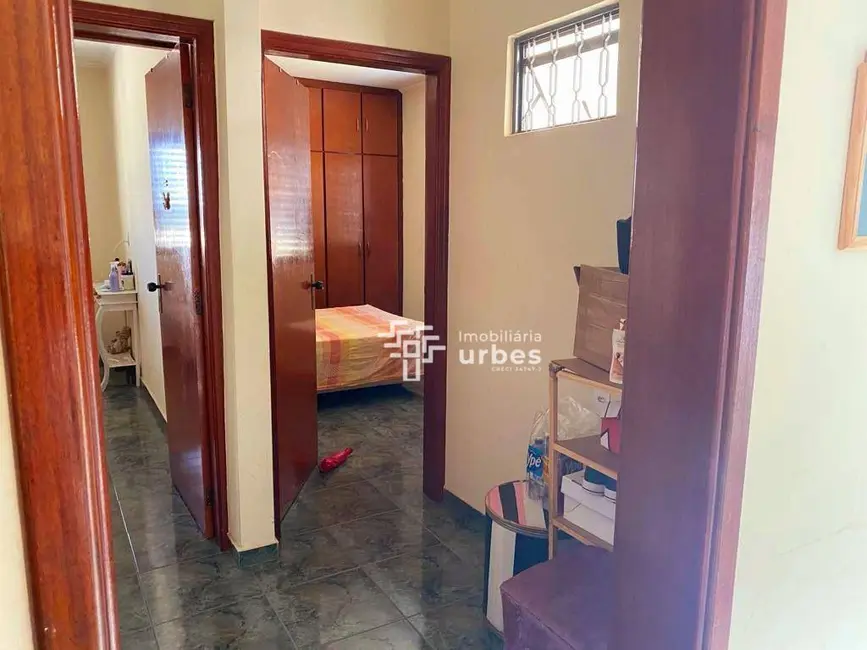 Foto 5 de Casa com 2 quartos à venda, 125m2 em Antônio Zanaga I, Americana - SP