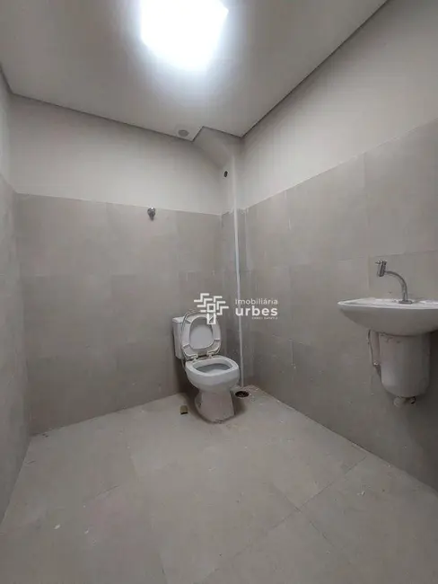 Sala Comercial para alugar, 326m2 em Loteamento Industrial Machadinho, Americana - SP - imagem 5 Foto 5 de Sala Comercial para alugar, 326m2 em Loteamento Industrial Machadinho, Americana - SP