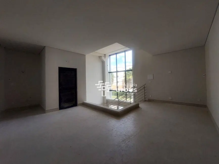 Sala Comercial para alugar, 326m2 em Loteamento Industrial Machadinho, Americana - SP - imagem 8 Foto 8 de Sala Comercial para alugar, 326m2 em Loteamento Industrial Machadinho, Americana - SP