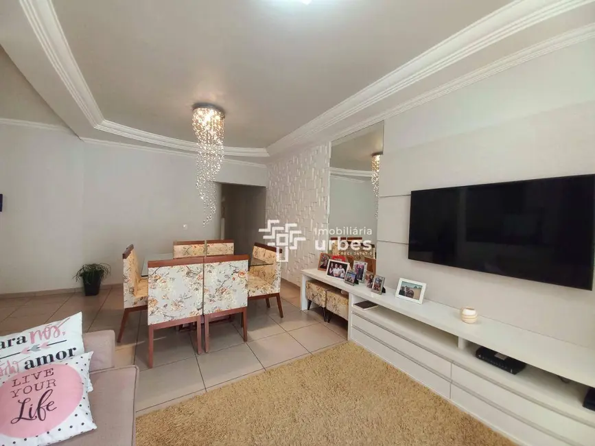 Foto 6 de Casa com 3 quartos à venda, 210m2 em Parque Novo Mundo, Americana - SP