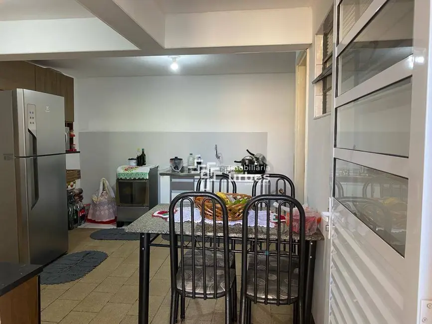 Foto 8 de Casa com 3 quartos à venda, 199m2 em Antônio Zanaga, Americana - SP