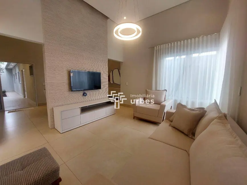 Foto 2 de Casa com 3 quartos à venda, 312m2 em Chácara Machadinho I, Americana - SP