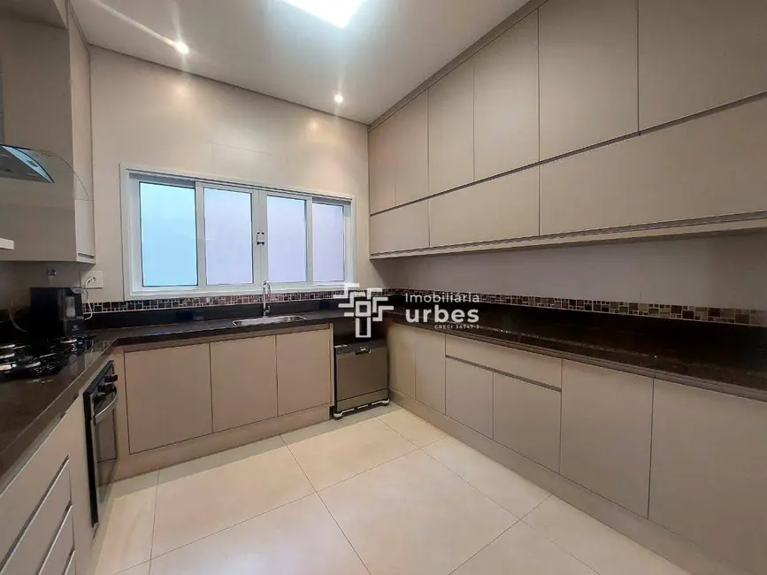 Foto 5 de Casa com 3 quartos à venda, 312m2 em Chácara Machadinho I, Americana - SP