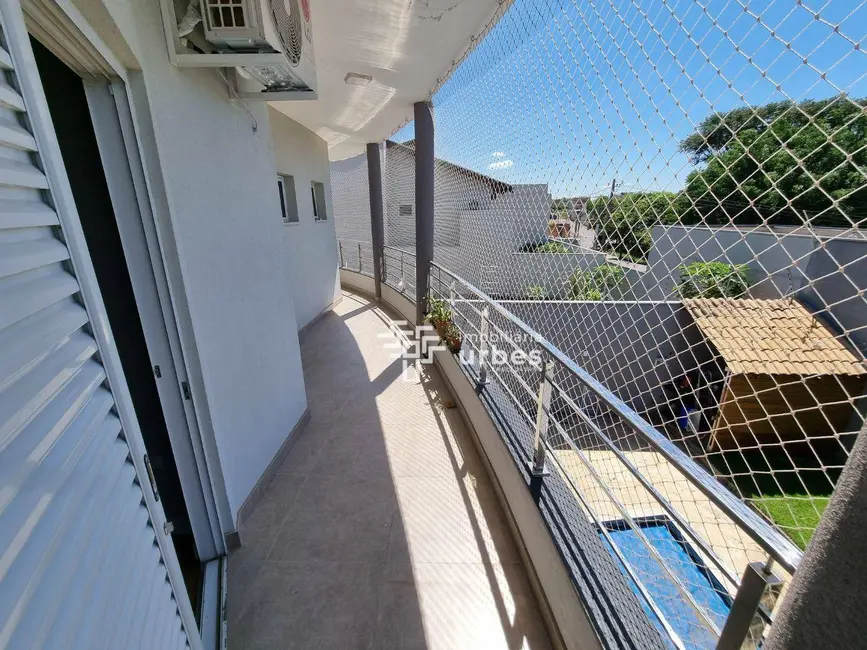 Foto 8 de Casa com 3 quartos à venda, 300m2 em Nova Odessa - SP