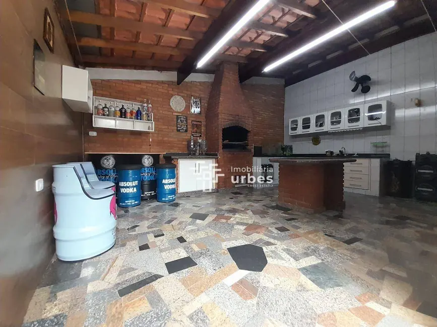 Foto 1 de Casa com 2 quartos à venda, 150m2 em Jardim Planalto, Nova Odessa - SP