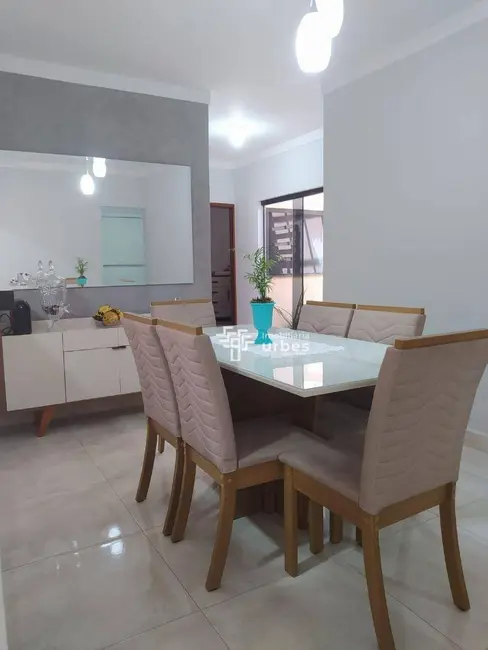 Foto 5 de Casa com 3 quartos à venda, 150m2 em Jardim Paz, Americana - SP