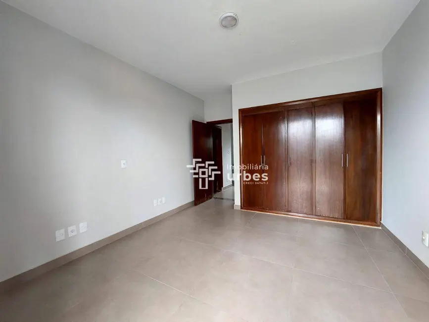 Foto 23 de Casa para alugar, 315m2 em Centro, Americana - SP