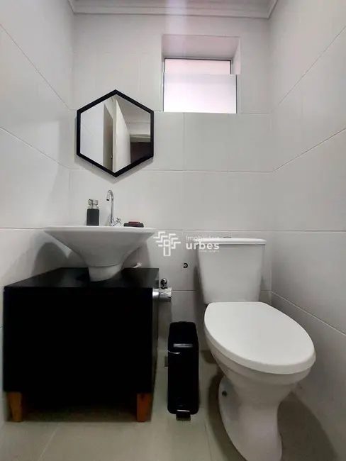 Foto 3 de Apartamento com 1 quarto para alugar, 51m2 em Vila Santa Maria, Americana - SP