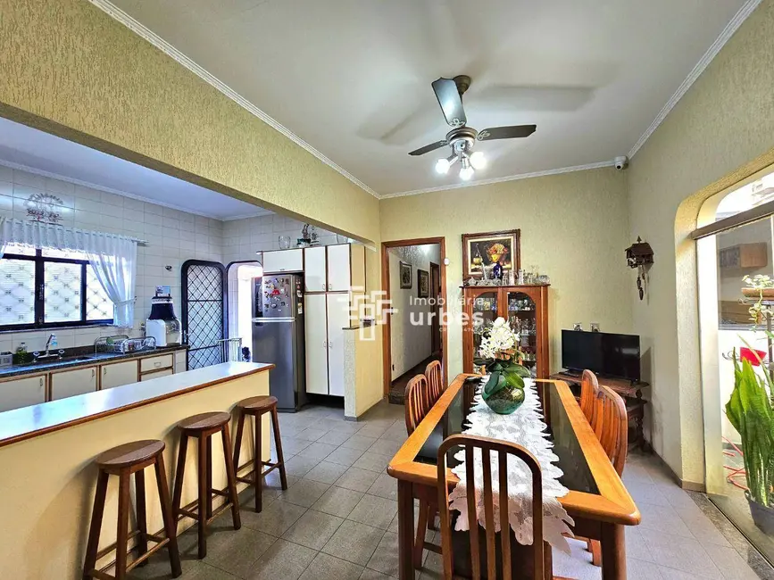 Foto 6 de Casa com 3 quartos à venda, 300m2 em Jardim São Paulo, Americana - SP