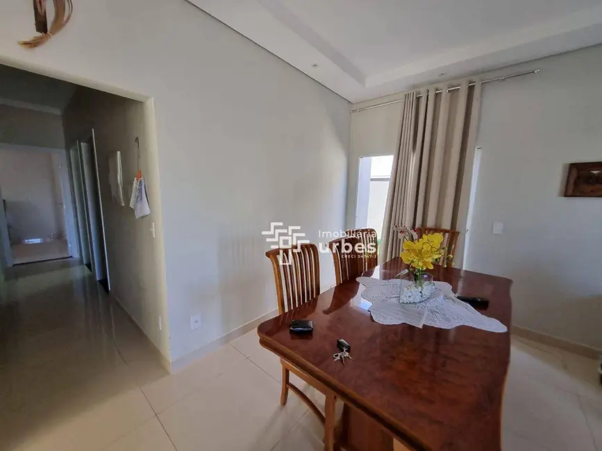 Foto 7 de Casa de Condomínio com 3 quartos à venda, 300m2 em Estância Hípica, Nova Odessa - SP