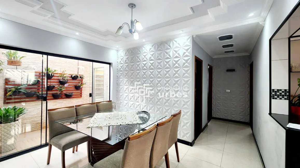 Foto 3 de Casa com 4 quartos à venda, 300m2 em Parque Gramado, Americana - SP