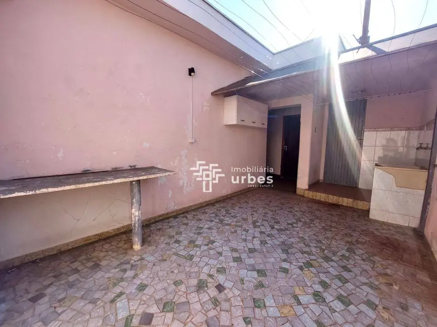 Foto 8 de Casa com 4 quartos para alugar, 208m2 em Jardim São Paulo, Americana - SP