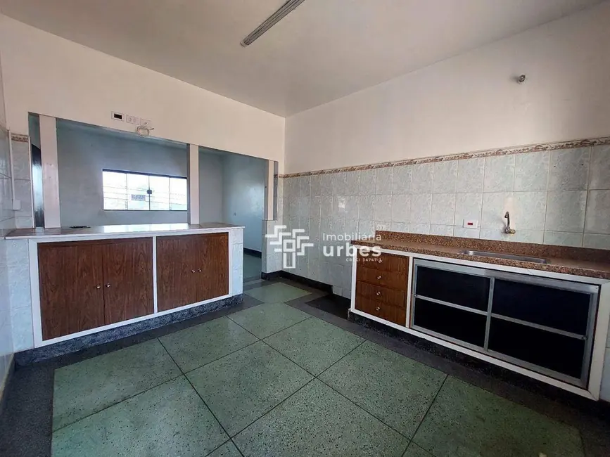 Foto 6 de Casa com 4 quartos à venda, 208m2 em Jardim São Paulo, Americana - SP