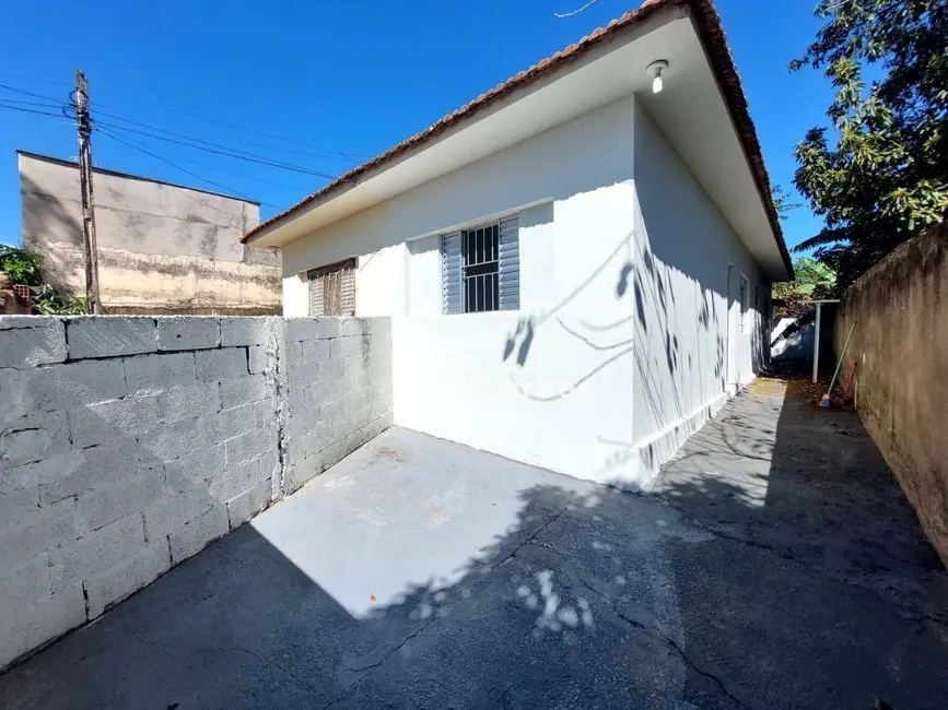 Foto 1 de Casa com 1 quarto para alugar, 500m2 em Vila Santa Catarina, Americana - SP